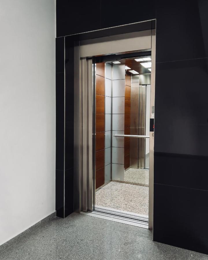 Serenity Downtown Apartments Ochryda Zewnętrze zdjęcie